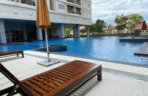 Sri Hartamas Condo | Waldorf Expat resort escapade in the heart of KL Fully furnished with 3 Bedrooms