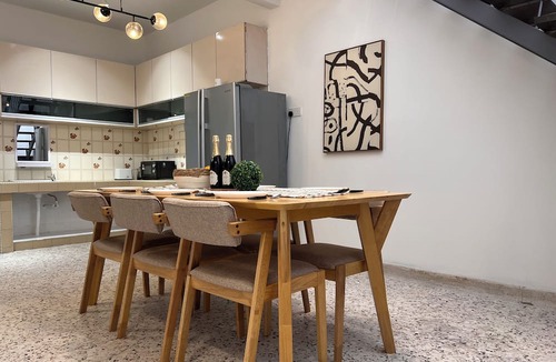 Sea Park House | Cozy PJ SS2, 12 Pax, 1.5 Storey LandedHouse, Netflix, Petaling Jaya