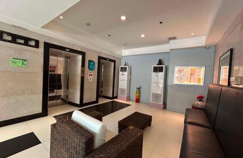 Santa Cruz Apartment | Balcony Panorama for Workcation Couple