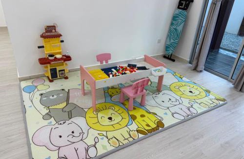 Serom Villa | Cozy Nest Home Stay Tangkak 东甲暖巢民宿