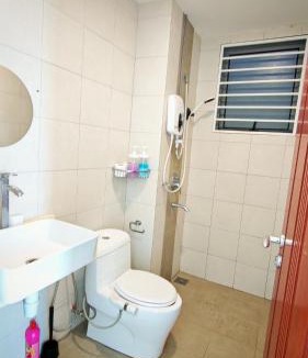 Baru Puchong House | Puri Tower Master Bed Room Private Toilet Bathroom