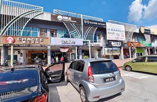 Taman Kolej Perdana Apartment | Winnie The Pooh Live in Kampar I Ipoh 2pax Studio
