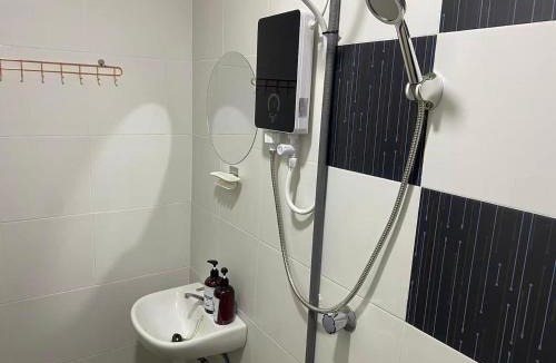 Chemor Apartment | 6 pax Homestay Klebang Ipoh Near Shopping mall, Mcd, Free Parking