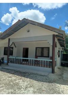Moalboal House | Dorz Inn