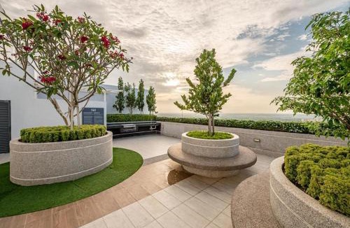 Bandar Kota Bharu Apartment | Cozy and Spacious 2BR Family Suite at Troika Residence, Kota Bharu with Pool and Netflix
