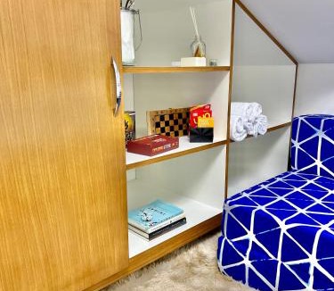 Canaman Apartment | J&D Fully-Aircon 400mbps Parking 6pax