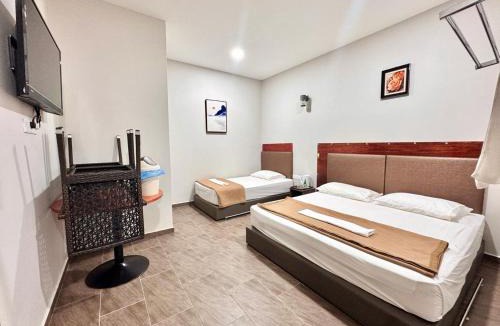 Taman Desa Cemerlang Hotel | The Ardens Hotel - Taman Desa Cemerlang, Ulu Tiram