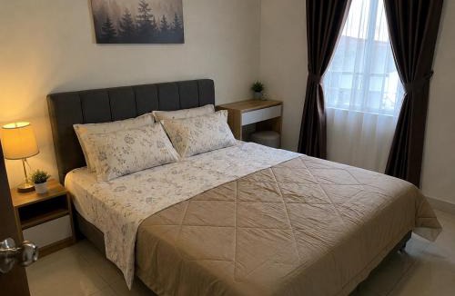 Lipa House | Homestay by Hiraya Place B