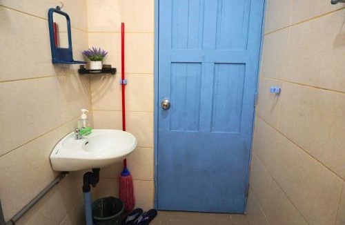 Miri House | Riam CosyNest Near Miri Airport
