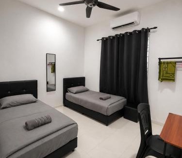 Paka House | Casaria Homestay Paka