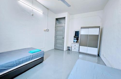 George Town House | JP Hostel