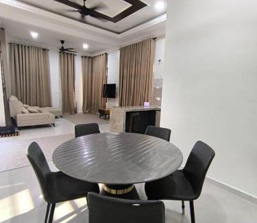 Kampung Tok Kuit House | Qawiy Homestay, near IPG KDRI, MRSM KT, UMT, UNISZA,HOSZA