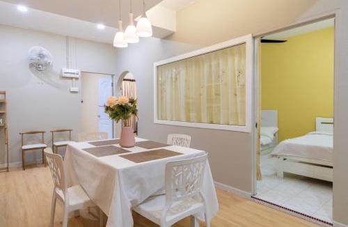 Nibong Tebal House | Nibong Tebal Comfy Landed Homestay with WiFi & Netflix