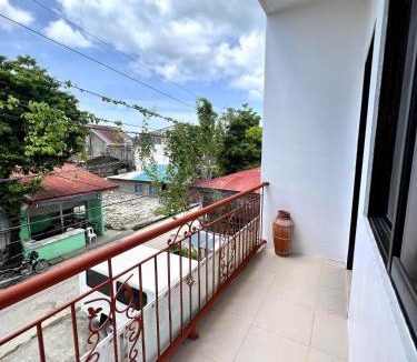 Daanbantayan Hotel | S and T Tourist Inn 202