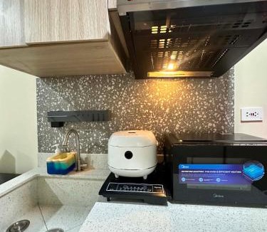 Mactan Export Processing Zone Apartment | Lj's All-New Studio Getaway Near Airport