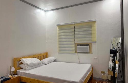 Las Pinas House | Staycation near MOA Bungalow in Las Piñas