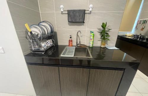 Kuching Apartment | Gizo 11 Level 9 - Sleeps 6