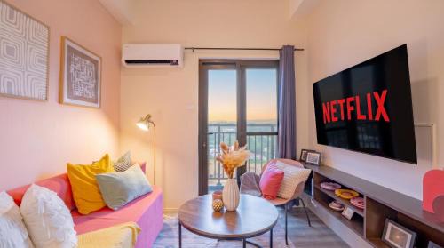 Davao Apartment | Amani Grand Citygate Private Residential Apartments l Next to Mall l Prime Location l Fast Wifi l Managed by Bleuspace