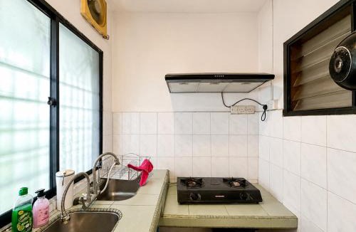 Bandar Country Homes House | BNB Cozy Homestay @ Bdr Country Homes (Corner Hse)