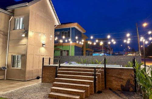 Bandar Country Homes Villa | BNB Country Homestay, Rawang - 20 pax, pool, event