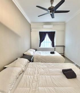 Baharu Apartment | StayChila PD l BayviewVilla Condo 3R4B Telok Kemang