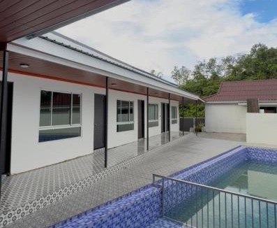 Dabong Hotel | Chalet Gunung Stong