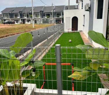 Pulau Sebang House | DLuqaz Private Pool Homestay Alor Gajah Melaka