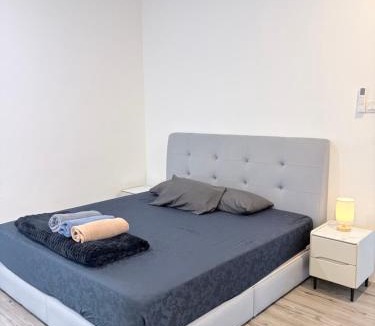 Taman Charming Apartment | The Podium Simple Style 3B2R 1 mins to AEON MALL