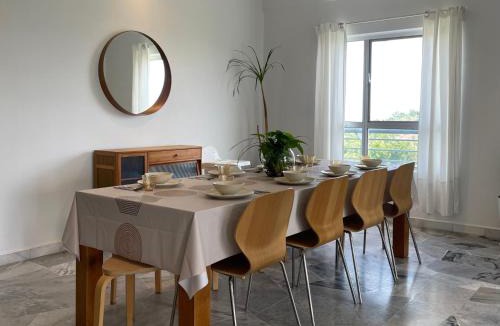Baharu Apartment | The Coastal Penthouse PD, Seaview, BBQ, 4-10Pax