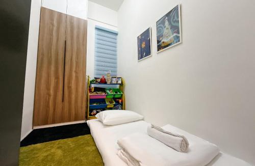 Central Seberang Perai Apartment | Aston Acacia Retreat 3BR for 8 Pax with Coway Water WiFi & Netflix