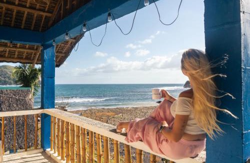 Puraran Cabin | L'Astrolabe - Riverside Bungalow with Sea View