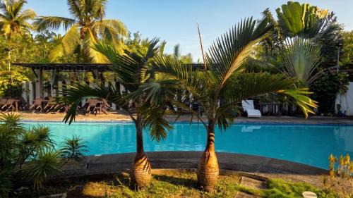 Tomas Oppus Apartment | Bakawan Hideaway Resort & Restaurant