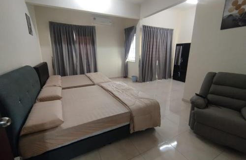 Central Seberang Perai House | Yesterday once more! a cozy home in Seberang Jaya