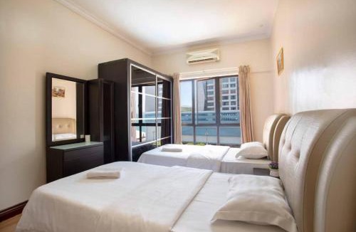 Downtown Kota Kinabalu Apartment | Marina Court Resort-2Bedroom 2Bathroom 1 Free Parking Free Access To 2 Big Pool