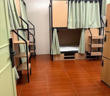 Baclaran Hotel | ERG Capsule Inn