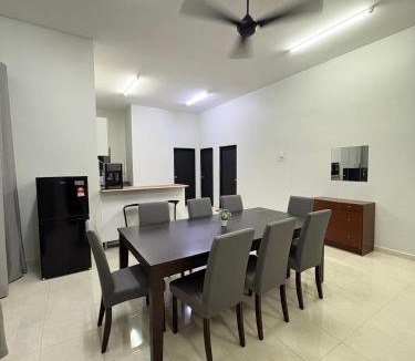 Pekan House | Seri Rendang Prima Homestay