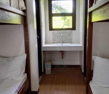 Pagudpud House | JIECA Travellers Inn Saud Cottage