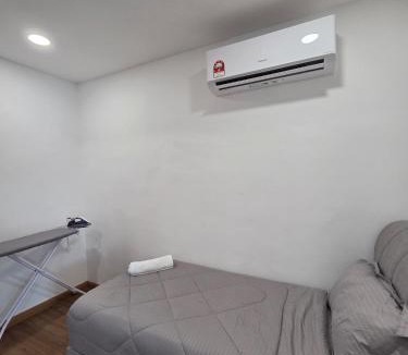 Daerah Kulai Villa | Kulai Villa 5B5R up 21pax KTV Mahjong BBQ near JPO AEON