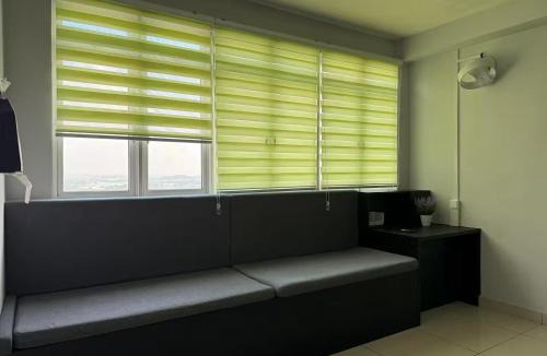 Taman Daya Apartment | KSL Sweet Home Stay