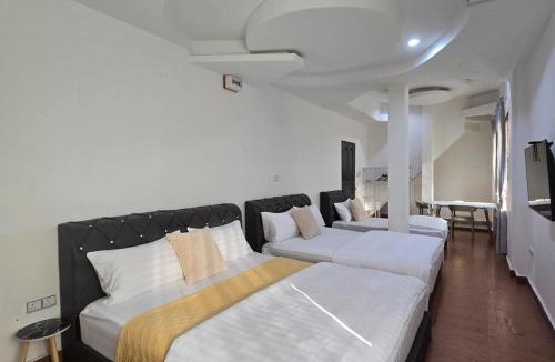Semporna House | The Magnificent White House Semporna
