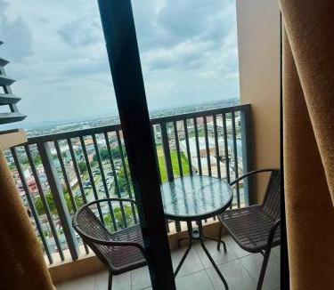 Ususan Apartment | Studio Condo Staycation I The Courtyard at Scala I Taguig City