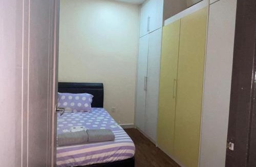 Sekinchan House | Sekinchan Spacious 2 and Half Storey Homestay 100m Walk to KFC 7 Eleven 24hr Clinic KTV BBQ 适耕庄宽敞2层半民宿 100米到KFC 7 Eleven KTV BBQ