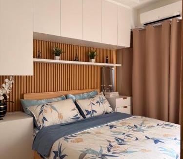 Paranaque Apartment | Blessed Dwelling - Modern Condo with Wi-Fi, TV & Kitchen, 30 min to NAIA Airport