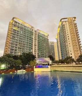 Taguig Apartment | Azure Staycation by Casa Tremora Deluxe