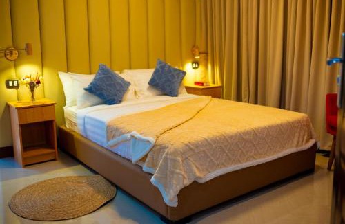 Santiago City Hotel | Nine Rise Travellers Inn