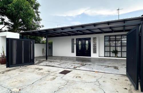Central Seberang Perai House | The Minimalist Luxe ` 4Room 10Pax ` Bukit Mertajam