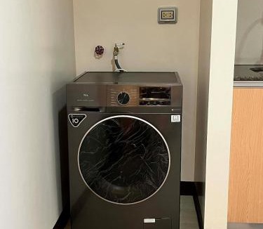 San Antonio Apartment | Key Luxe Studio Makati 20A