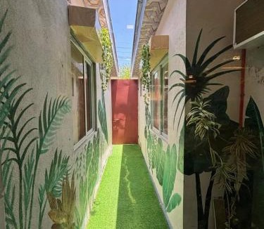 Bacolod House | Charming House with Private Pool