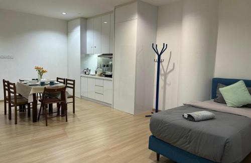 Tanjung Bungah Apartment | Designer Home Entire Suites 118Island Plaza