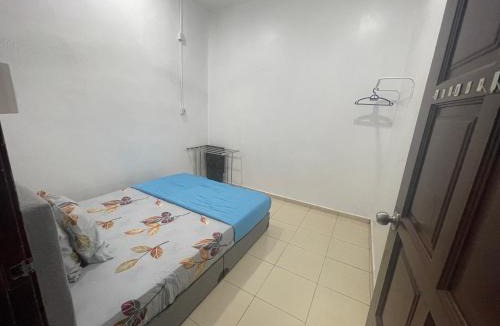 Beserah House | Eryna homestay batu hitam beserah kuantan